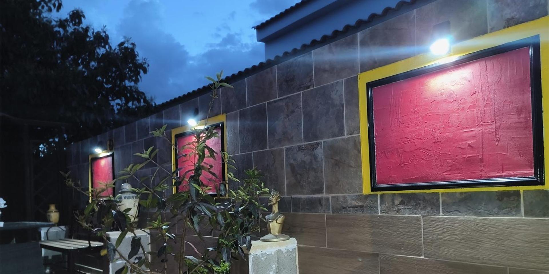 Hotel Tiny House La Pobla de Vallbona Exterior foto